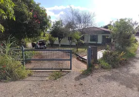 Foto 1 de Fazenda/Sítio com 4 Quartos à venda, 180m² em Aguassaí, Cotia