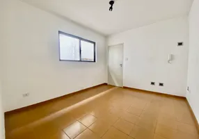 Foto 1 de Sala Comercial com 3 Quartos para alugar, 70m² em Boqueirão, Santos