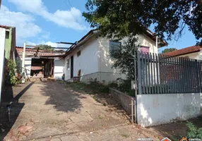 Foto 1 de Casa com 4 Quartos à venda, 132m² em Conjunto Habitacional Hermann Moraes Barros, Maringá
