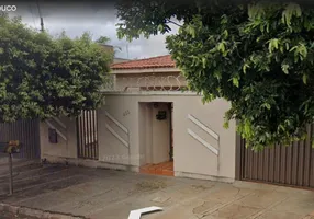 Foto 1 de Casa com 3 Quartos à venda, 287m² em Setor Central, Goiatuba