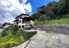 Foto 1 de Casa com 4 Quartos à venda, 235m² em Quinta da Barra, Teresópolis