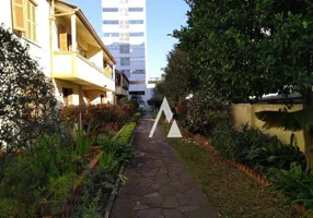 Foto 1 de Apartamento com 3 Quartos à venda, 67m² em Azenha, Porto Alegre