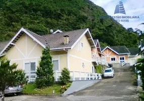 Foto 1 de Casa de Condomínio com 3 Quartos à venda, 100m² em Granja Guarani, Teresópolis