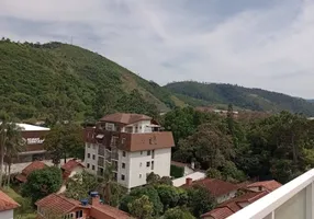 Foto 1 de Apartamento com 2 Quartos para alugar, 74m² em Itaipava, Petrópolis