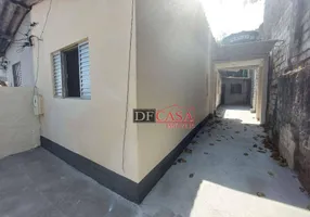 Foto 1 de Casa com 1 Quarto à venda, 80m² em Vila Carmosina, São Paulo