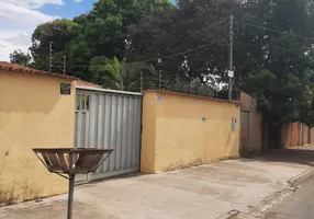Foto 1 de Casa com 4 Quartos à venda, 228m² em Vila Fróes, Goiânia