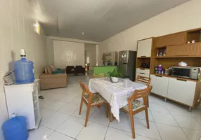 Foto 1 de Casa com 3 Quartos à venda, 115m² em Itapuã, Salvador
