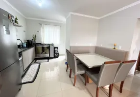 Foto 1 de Apartamento com 2 Quartos à venda, 77m² em Amizade, Jaraguá do Sul