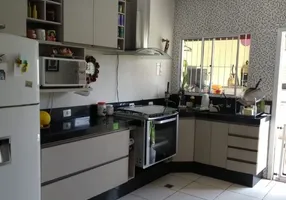 Foto 1 de Sobrado com 3 Quartos à venda, 172m² em Villa Di Cesar, Mogi das Cruzes