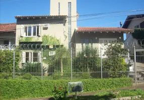 Foto 1 de Casa com 4 Quartos à venda, 172m² em Ipanema, Porto Alegre