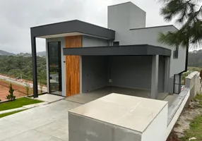 Foto 1 de Casa de Condomínio com 3 Quartos à venda, 164m² em Centro, Camboriú