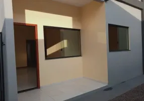 Foto 1 de Casa com 2 Quartos à venda, 64m² em Novo Aleixo, Manaus