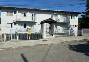 Foto 1 de Apartamento com 2 Quartos para alugar, 72m² em Iririú, Joinville