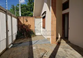 Foto 1 de Casa com 5 Quartos para alugar, 300m² em Centro, São José do Rio Preto