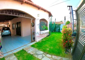Foto 1 de Casa com 3 Quartos à venda, 267m² em Ponta Negra, Natal