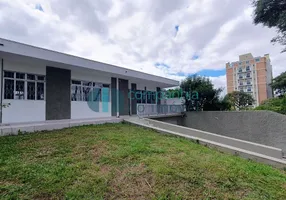 Foto 1 de Casa com 3 Quartos à venda, 202m² em Guabirotuba, Curitiba