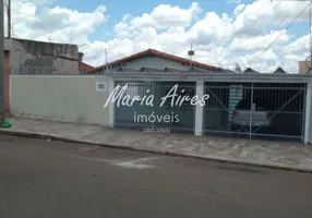 Foto 1 de Casa com 2 Quartos à venda, 154m² em Jardim Beatriz, São Carlos