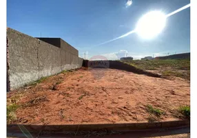 Foto 1 de Lote/Terreno à venda, 200m² em , Estiva Gerbi