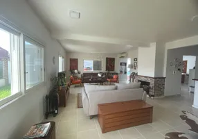 Foto 1 de Casa com 2 Quartos à venda, 183m² em Laranjal, Pelotas