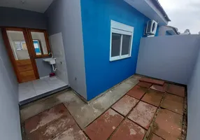 Foto 1 de Casa de Condomínio com 2 Quartos à venda, 46m² em Ponta Grossa, Porto Alegre