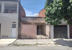 Foto 1 de Casa com 2 Quartos à venda, 60m² em Monte Castelo, Fortaleza