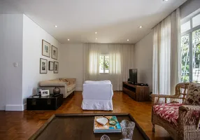 Foto 1 de Casa com 3 Quartos à venda, 300m² em Sumaré, São Paulo