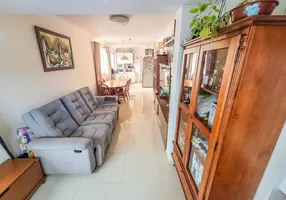 Foto 1 de Apartamento com 3 Quartos à venda, 93m² em Pioneiros, Balneário Camboriú