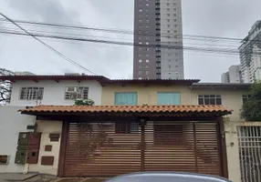 Foto 1 de Sobrado com 3 Quartos à venda, 180m² em Setor Bueno, Goiânia