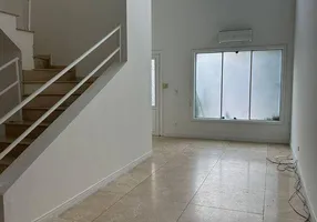 Foto 1 de Casa com 3 Quartos para alugar, 250m² em Pinheiros, São Paulo