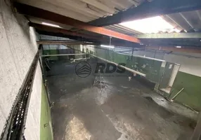 Foto 1 de Galpão/Depósito/Armazém à venda, 200m² em Vila Nogueira, Diadema