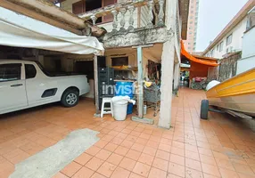 Foto 1 de Casa com 2 Quartos à venda, 221m² em Macuco, Santos