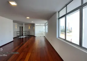 Foto 1 de Cobertura com 4 Quartos à venda, 230m² em Torre, Recife