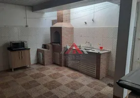 Foto 1 de Casa com 3 Quartos à venda, 140m² em Parque Maria Helena, Suzano