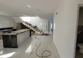 Foto 1 de Sobrado com 4 Quartos para venda ou aluguel, 300m² em Boulevard Lagoa, Serra