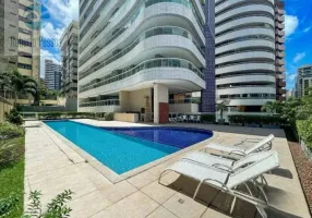 Foto 1 de Apartamento com 3 Quartos à venda, 260m² em Meireles, Fortaleza