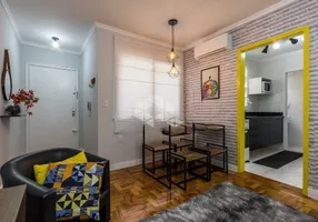 Foto 1 de Apartamento com 2 Quartos à venda, 56m² em Rio Branco, Porto Alegre