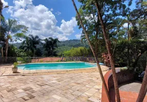 Foto 1 de Casa com 3 Quartos à venda, 400m² em Parque Petrópolis, Mairiporã