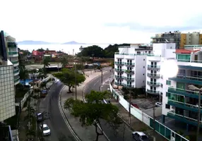 Foto 1 de Cobertura com 3 Quartos à venda, 180m² em Centro, Cabo Frio