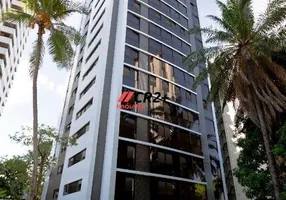 Foto 1 de Apartamento com 5 Quartos à venda, 312m² em Jaqueira, Recife