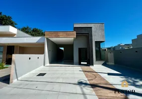 Foto 1 de Casa de Condomínio com 3 Quartos à venda, 252m² em Campo Grande, Rio de Janeiro