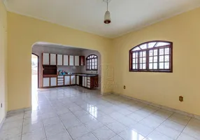 Foto 1 de Sobrado com 4 Quartos à venda, 232m² em Parque Oratorio, Santo André