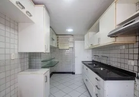 Foto 1 de Apartamento com 3 Quartos para alugar, 157m² em Boa Viagem, Recife