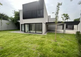 Foto 1 de Casa de Condomínio com 4 Quartos à venda, 450m² em Granja Julieta, São Paulo