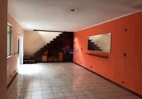 Foto 1 de Sobrado com 3 Quartos à venda, 200m² em Jardim Cruzeiro, São Paulo