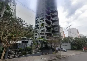 Foto 1 de Apartamento com 3 Quartos para alugar, 195m² em Vila Suzana, São Paulo