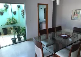 Foto 1 de Sobrado com 3 Quartos à venda, 124m² em Água Branca, São Paulo