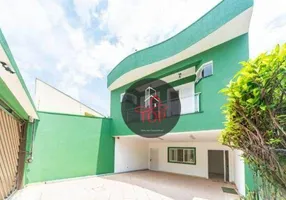 Foto 1 de Sobrado com 4 Quartos para venda ou aluguel, 360m² em Vila Bastos, Santo André