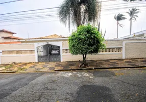 Foto 1 de Casa com 6 Quartos para alugar, 400m² em Jardim Chapadão, Campinas