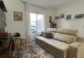 Foto 1 de Apartamento com 2 Quartos à venda, 50m² em Vila Marinela, Campos do Jordão