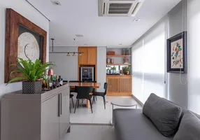 Foto 1 de Apartamento com 3 Quartos à venda, 206m² em Campo Belo, São Paulo